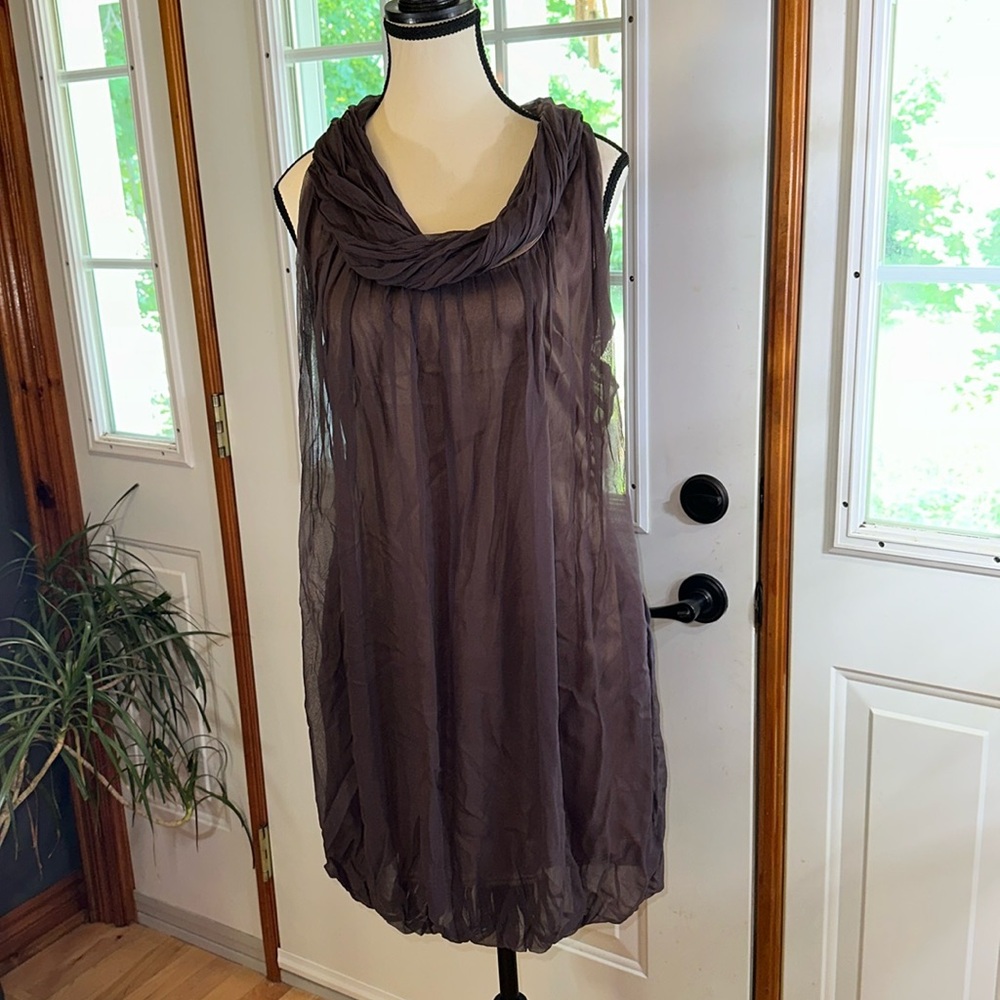 BNWT tfnc London Chiffon Bubble-Hem Sleeveless Dress
